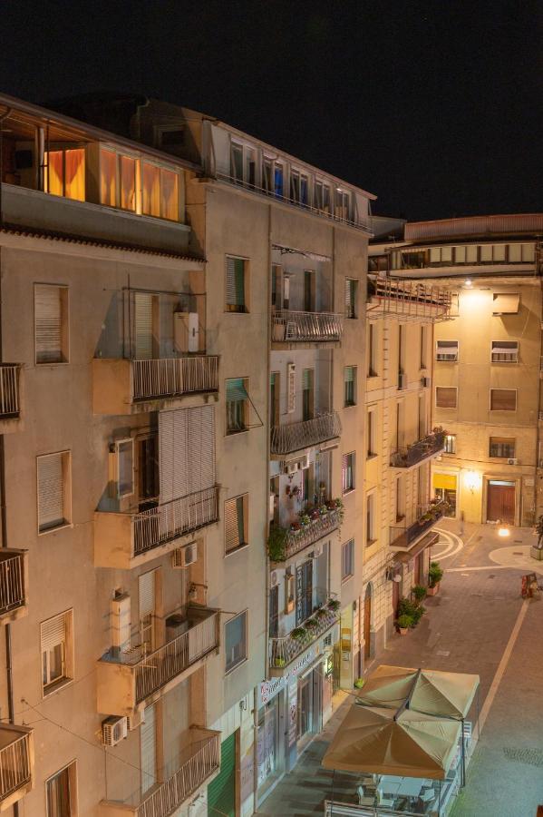 B&Business - Fibra Ultraveloce, Angolo Fitness, Smartworking & Parcheggio Coperto Su Richiesta Cosenza Luaran gambar